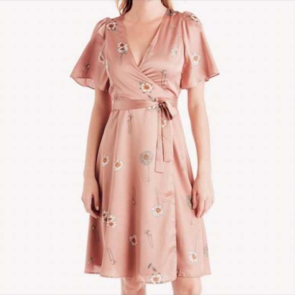 ASTR The Label Fiona Satin Wrap Dress Size XS NWT - Picture 1 of 6